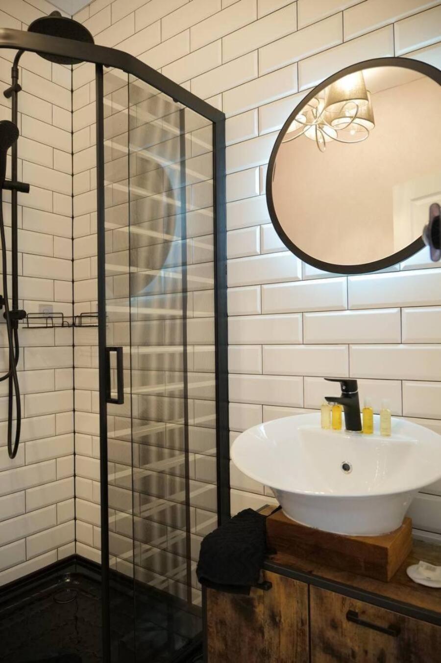 Freedom Apartments In City Center Kiev Extérieur photo